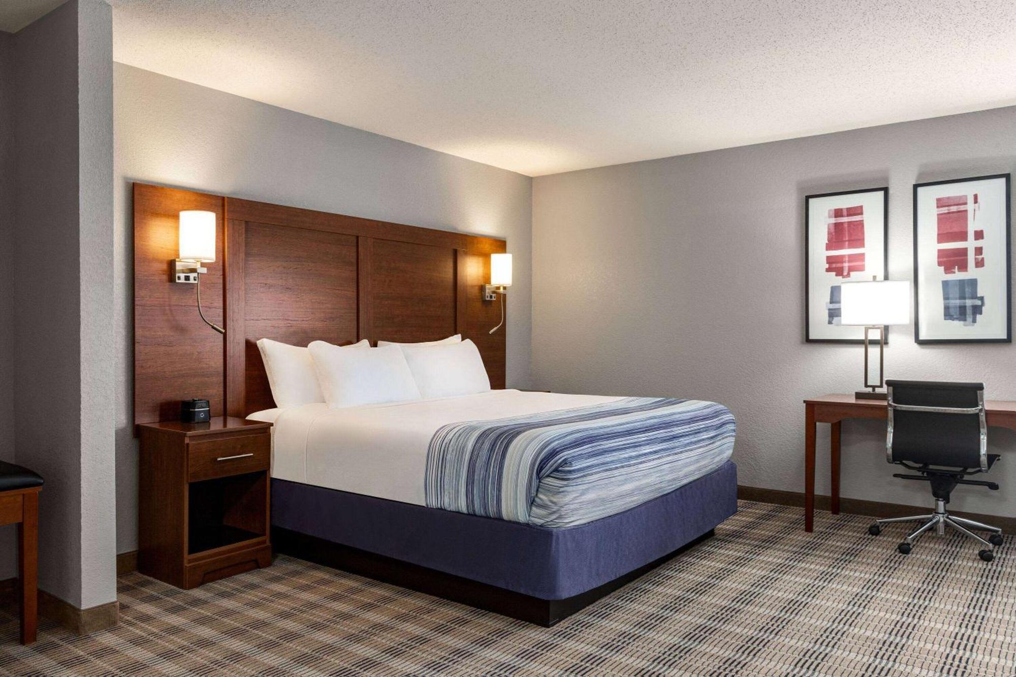 Americinn By Wyndham Williamsburg エクステリア 写真