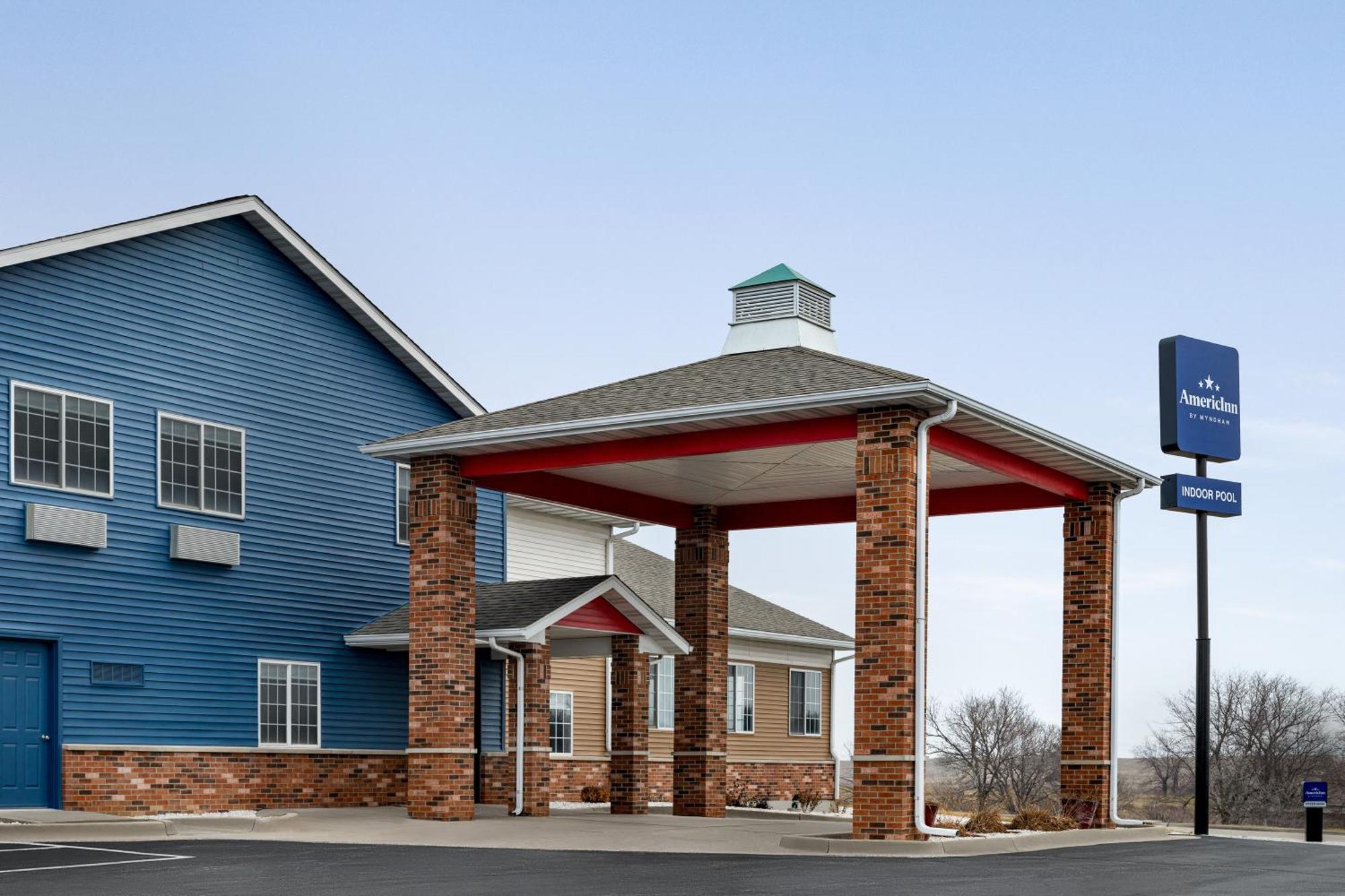 Americinn By Wyndham Williamsburg エクステリア 写真